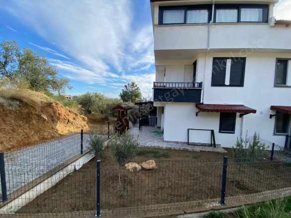 Altınolukta Deniz Manzaralı Trıplex 4+1 Satılık Villa Edremit Altınoluk Mah