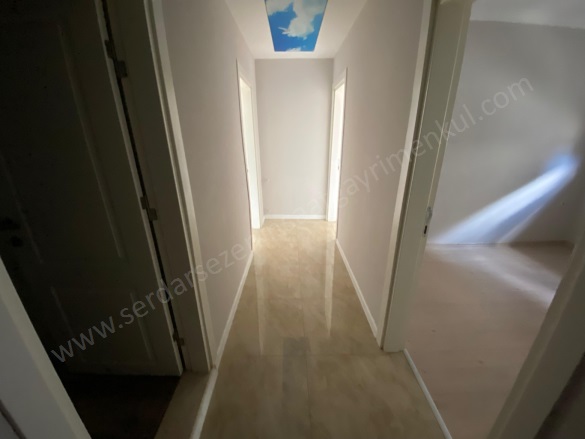 Altınoluk Mah. Edremit Satılık Daire |  2+1 Oda | 80M2 5.500.000Tl  Krediye Uygun  | 2. Kat | Klima | 1 Banyo | 2 Yatak Odası Resim-2