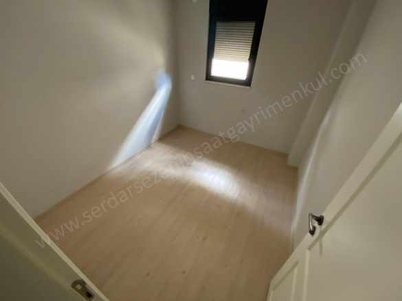 Altınoluk Denize 300 Mt Mesafede 2+1 Satılık Daire Edremit Mah