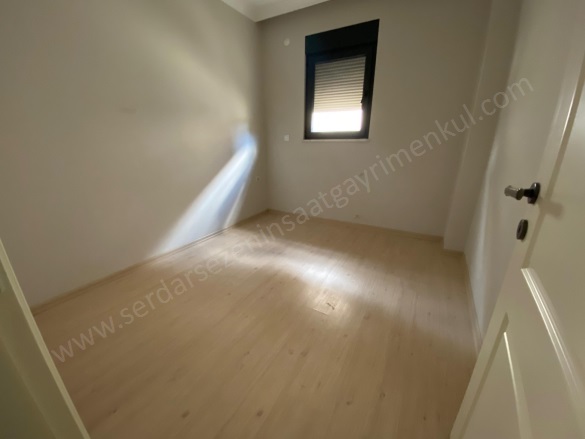 Altınoluk Mah. Edremit Satılık Daire |  2+1 Oda | 80M2 5.500.000Tl  Krediye Uygun  | 2. Kat | Klima | 1 Banyo | 2 Yatak Odası Resim-4