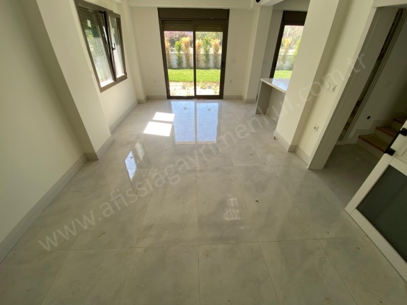 Sahil Mah-Küçükkuyu Köyü. Ayvacık Satılık Villa |  3+1 Oda | 140M2 25.000.000Tl  Krediye Uygun  | Villa | Kat Kaloriferi | 2 Banyo | 3 Yatak Odası Resim-4