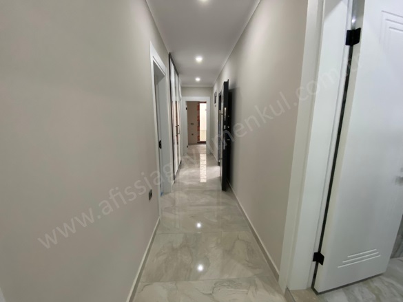 Altınoluk Mah. Edremit Satılık Daire |  3+1 Oda | 130M2 8.500.000Tl  Krediye Uygun  | 2. Kat | Kat Kaloriferi | 1 Banyo | 3 Yatak Odası Resim-5