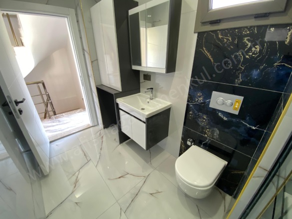 Altınoluk Mah. Edremit Satılık Villa |  3+2 Oda | 180M2 17.000.000Tl | Tripleks | Yerden Isıtma | 3 Banyo | 3 Yatak Odası Resim-4