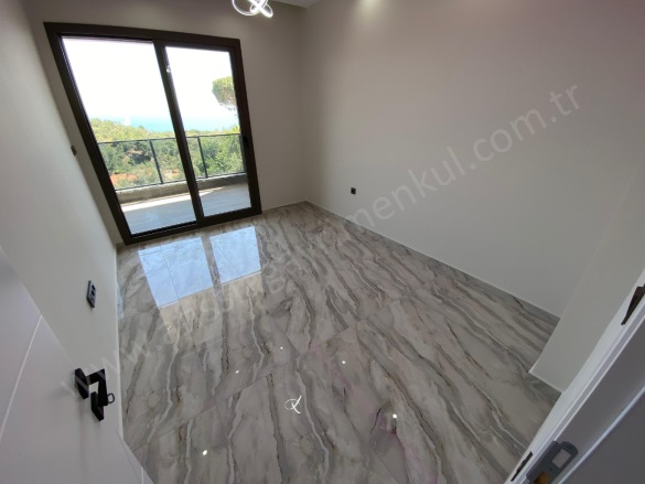 Altınoluk Mah. Edremit Satılık Villa |  3+2 Oda | 180M2 17.000.000Tl | Tripleks | Yerden Isıtma | 3 Banyo | 3 Yatak Odası Resim-5