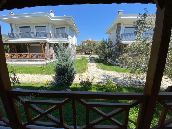 Narlı Mah. Edremit Satılık Villa |  3+1 Oda | 140M2 22.000.000Tl  Krediye Uygun  Eşyalı  | Müstakil | Kat Kaloriferi | 2 Banyo | 3 Yatak Odası Resim-2