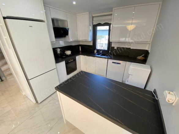 Narlı Mah. Edremit Satılık Villa |  3+1 Oda | 140M2 22.000.000Tl  Krediye Uygun  Eşyalı  | Müstakil | Kat Kaloriferi | 2 Banyo | 3 Yatak Odası Resim-4