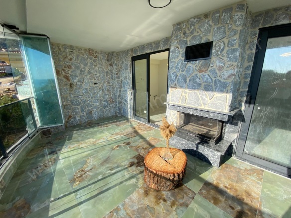 Altınoluk Mah. Edremit Satılık Villa |  4+1 Oda | 200M2 35.000.000Tl  Krediye Uygun  | Tripleks | Yerden Isıtma | 3 Banyo | 4 Yatak Odası Resim-1