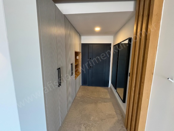 Güre Cumhuriyet Mah. Edremit Satılık Villa |  4+1 Oda | 300M2 50.000.000Tl  Krediye Uygun  | Müstakil | Yerden Isıtma | 4 Banyo | 4 Yatak Odası Resim-5