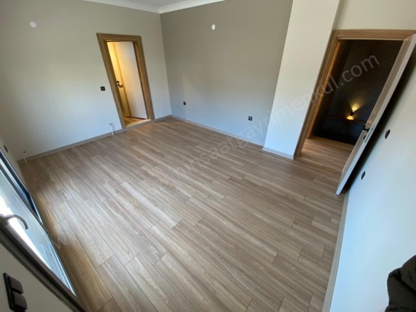 Altınoluk Mah. Edremit Satılık Villa |  4+1 Oda | 180M2 15.500.000Tl  Krediye Uygun  | Müstakil | Yerden Isıtma | 3 Banyo | 4 Yatak Odası Resim-5