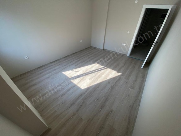 Narlı Mah. Edremit Satılık Villa |  4+1 Oda | 200M2 13.500.000Tl  Krediye Uygun  | Villa | Kat Kaloriferi | 3 Banyo | 4 Yatak Odası Resim-2