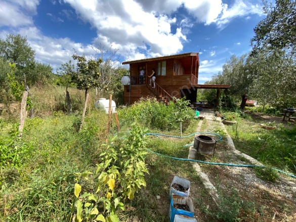 Bahçedere Köyü Ayvacık Satılık Müstakil Ev |  2+1 Oda | 273M2 2.750.000Tl | Müstakil | Soba | 1 Banyo | 2 Yatak Odası Resim-3