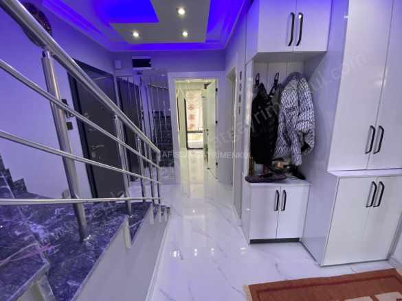 Altınoluk Merkezde 3+1 Deniz Manzaralı Teraslı Dublex Satılık Daire Edremit Mah