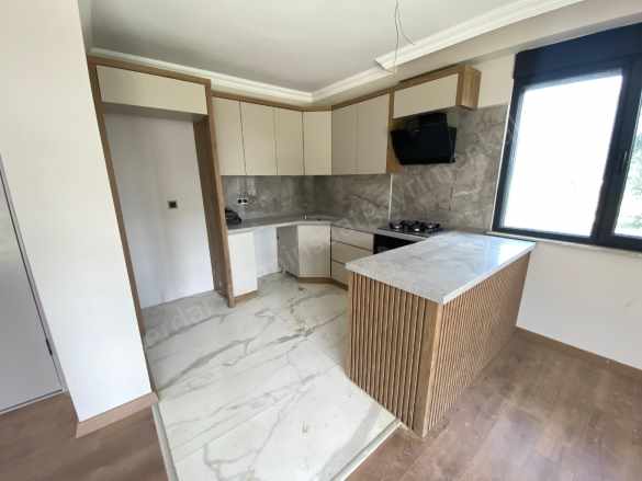 Gürede Doğa ile iç içe Havuzlu Sitede 3+1 Lar Satılık Villa Edremit Güre Mah