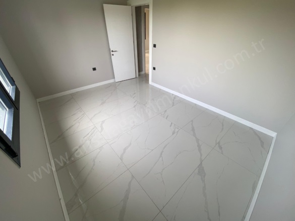 Güre Mah. Edremit Satılık Daire |  1+1 Oda | 65M2 4.950.000Tl  Krediye Uygun  | Giriş Katı | Yerden Isıtma | 1 Banyo | 1 Yatak Odası Resim-3