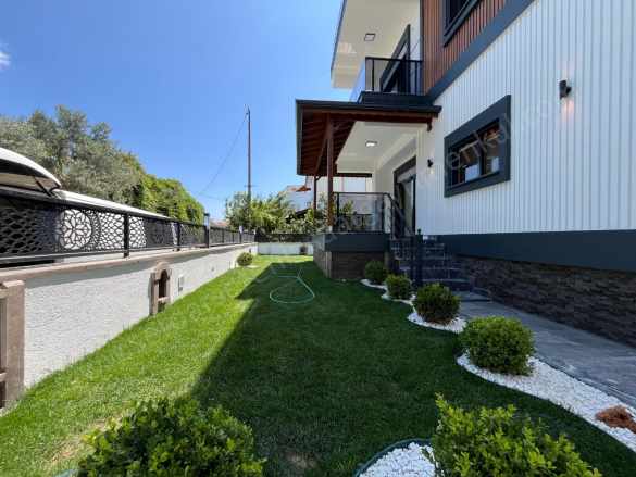 Altınolukta Denize 100 Mt 4+1 Trıplex Satılık Villa Edremit Altınoluk Mah