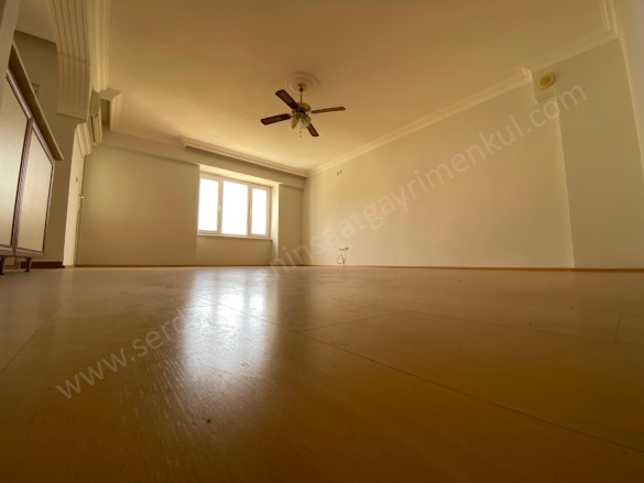 Altınoluk Mah. Edremit Satılık Daire |  3+1 Oda | 140M2 6.250.000Tl  Krediye Uygun  | 3. Kat | Klima | 2 Banyo | 3 Yatak Odası Resim-2