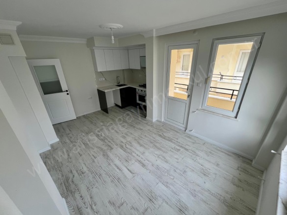 Altınoluk Mah. Edremit Satılık Daire |  2+1 Oda | 95M2 5.950.000Tl  Krediye Uygun  | 1. Kat | Klima | 1 Banyo | 2 Yatak Odası Resim-4