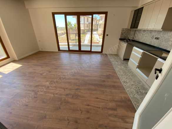 Altınoluk Narlı Köy Mevkiinde Uygun Fiyat Trıplex 4 5+1 Satılık Villa Edremit Mah