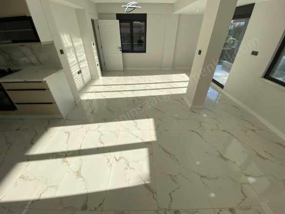 Altınoluk Merkezde Uygun Fiyat Villa 3+1 Satılık Daire Edremit Mah