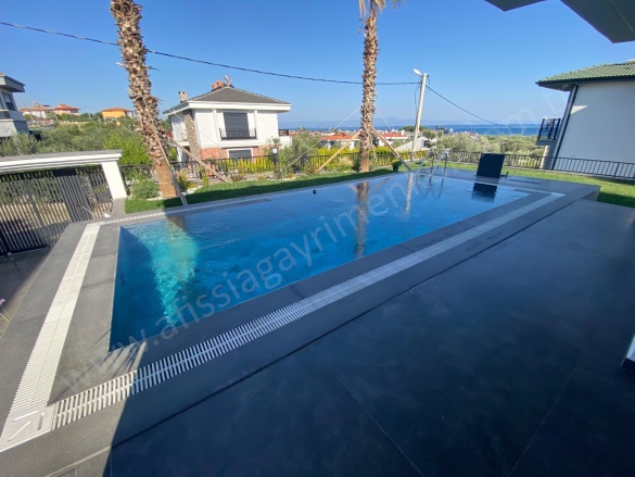 Narlı Mah. Edremit Satılık Villa |  4+1 Oda | 200M2 45.000.000Tl  Krediye Uygun  | Müstakil | Yerden Isıtma | 4 Banyo | 4 Yatak Odası Resim-4