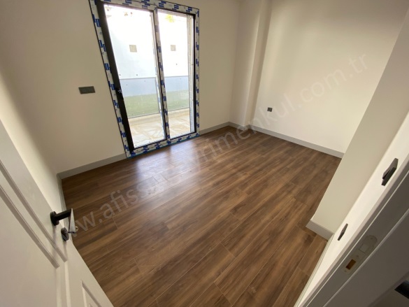 Altınoluk Mah. Edremit Satılık Daire |  4+1 Oda | 145M2 10.500.000Tl  Krediye Uygun  | Dubleks | Kat Kaloriferi | 2 Banyo | 4 Yatak Odası Resim-2