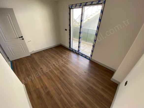 Altınoluk Mah. Edremit Satılık Daire |  4+1 Oda | 145M2 10.500.000Tl  Krediye Uygun  | Dubleks | Kat Kaloriferi | 2 Banyo | 4 Yatak Odası Resim-5