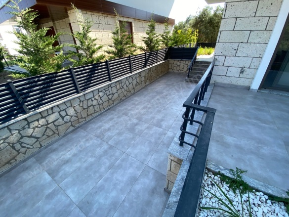 Narlı Mah. Edremit Satılık Villa |  5+1 Oda | 185M2 19.000.000Tl  Krediye Uygun  | Tripleks | Yerden Isıtma | 4 Banyo | 5 Yatak Odası Resim-5