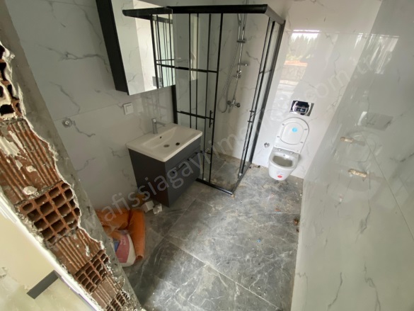 Çamlıbel Mah. Edremit Satılık Daire |  1+1 Oda | 60M2 3.500.000Tl  Krediye Uygun  | 2. Kat | Kat Kaloriferi | 1 Banyo | 1 Yatak Odası Resim-5