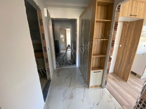 Altınoluk Mah. Edremit Satılık Daire |  1+1 Oda | 65M2 5.750.000Tl  Krediye Uygun  | 3. Kat | Yerden Isıtma | 1 Banyo | 1 Yatak Odası Resim-2