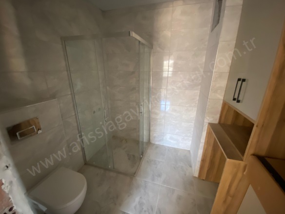 Altınoluk Mah. Edremit Satılık Daire |  1+1 Oda | 65M2 5.750.000Tl  Krediye Uygun  | 3. Kat | Yerden Isıtma | 1 Banyo | 1 Yatak Odası Resim-3