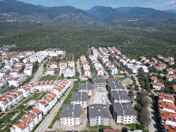 Altınoluk Mah. Edremit Satılık Daire |  1+1 Oda | 65M2 6.500.000Tl  Krediye Uygun  | 3. Kat | Yerden Isıtma | 1 Banyo | 1 Yatak Odası Resim-3