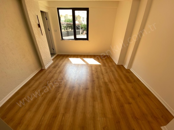 Altınoluk Mah. Edremit Satılık Daire |  3+1 Oda | 110M2 8.250.000Tl  Krediye Uygun  | Yüksek Giriş | Klima | 2 Banyo | 3 Yatak Odası Resim-2