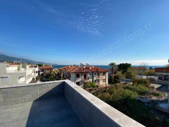 Küçükkuyu Mıhlıda Denize 50 Mt Trıplex 5+1 Satılık Villa Ayvacık Mıhlı Mah-Küçükkuyu Köyü