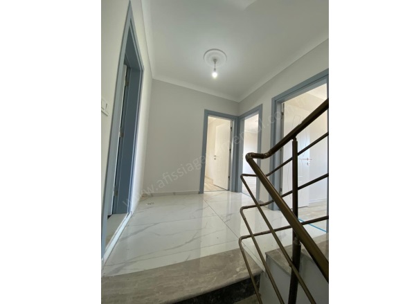 Altınoluk Mah. Edremit Satılık Villa |  4+1 Oda | 145M2 14.000.000Tl  Krediye Uygun  | Tripleks | Kat Kaloriferi | 3 Banyo | 4 Yatak Odası Resim-1
