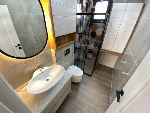 Altınoluk Mah. Edremit Satılık Daire |  2+1 Oda | 90M2 5.800.000Tl  Krediye Uygun  | 3. Kat | Kat Kaloriferi | 1 Banyo | 2 Yatak Odası Resim-3