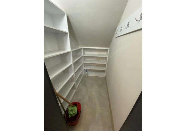 Narlı Mah. Edremit Satılık Villa |  4+2 Oda | 200M2 30.000.000Tl  Krediye Uygun  | Tripleks | Yerden Isıtma | 4 Banyo | 4 Yatak Odası Resim-2