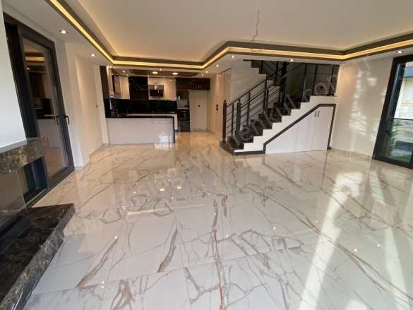 Altınoluk Mah. Edremit Satılık Villa |  4+1 Oda | 180M2 27.000.000Tl  Krediye Uygun  | Tripleks | Yerden Isıtma | 3 Banyo | 4 Yatak Odası Resim-5