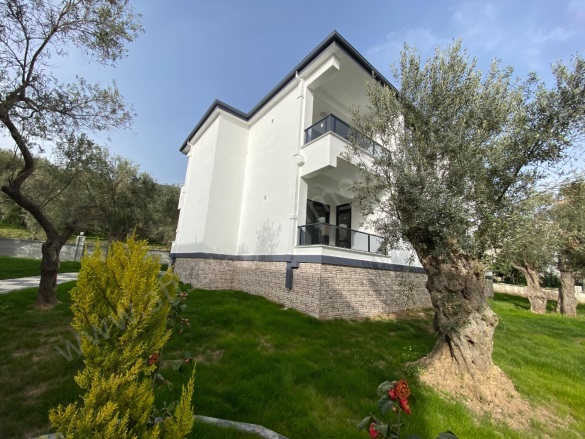 Mıhlı Mah-Küçükkuyu Köyü. Ayvacık Satılık Daire |  2+1 Oda | 90M2 6.000.000Tl  Krediye Uygun  | Yüksek Giriş | Kat Kaloriferi | 1 Banyo | 2 Yatak Odası Resim-3