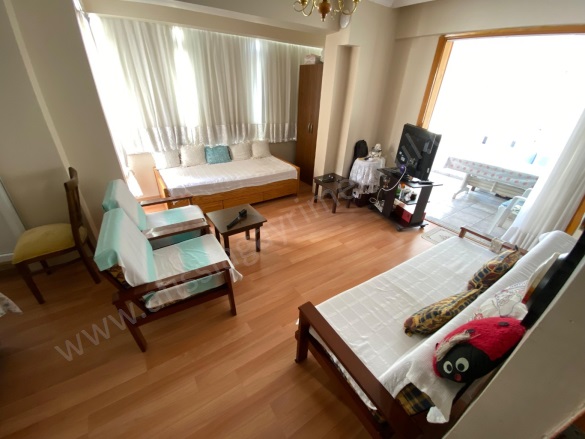 Altınoluk Mah. Edremit Satılık Daire |  3+1 Oda | 140M2 4.950.000Tl  Krediye Uygun  | 3. Kat | Klima | 2 Banyo | 3 Yatak Odası Resim-1