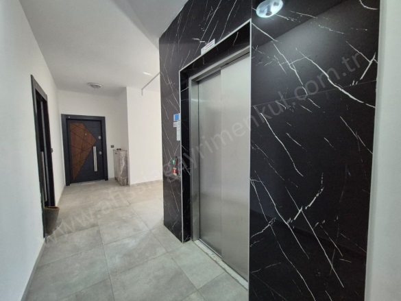 Akçay Mah. Edremit Satılık Daire |  1+1 Oda | 55M2 3.600.000Tl  Krediye Uygun  | Bahçe Katı | Kat Kaloriferi | 1 Banyo | 1 Yatak Odası Resim-2