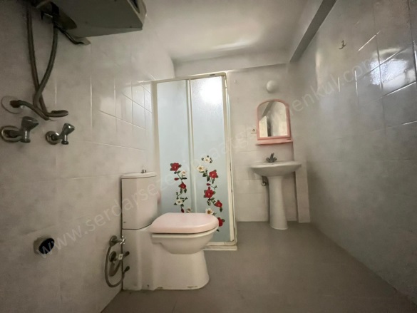 Altınoluk Mah. Edremit Satılık Daire |  2+1 Oda | 95M2 4.500.000Tl  Krediye Uygun  | Yüksek Giriş | Klima | 1 Banyo | 2 Yatak Odası Resim-3