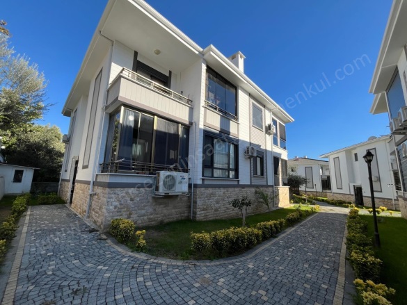 Altınoluk Mah. Edremit Satılık Daire |  2+1 Oda |8.750.000Tl  Krediye Uygun  | Yüksek Giriş | Klima | 1 Banyo | 2 Yatak Odası Resim-4