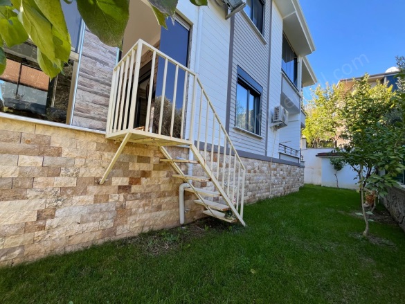 Altınoluk Mah. Edremit Satılık Daire |  2+1 Oda |8.750.000Tl  Krediye Uygun  | Yüksek Giriş | Klima | 1 Banyo | 2 Yatak Odası Resim-5