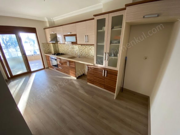 Altınoluk Mah. Edremit Satılık Daire |  3+1 Oda | 165M2 14.500.000Tl  Krediye Uygun  | 3. Kat | Klima | 2 Banyo | 3 Yatak Odası Resim-1