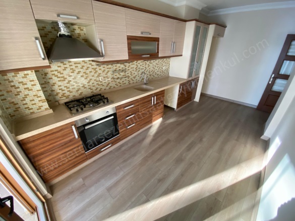 Altınoluk Mah. Edremit Satılık Daire |  3+1 Oda | 165M2 14.500.000Tl  Krediye Uygun  | 3. Kat | Klima | 2 Banyo | 3 Yatak Odası Resim-2