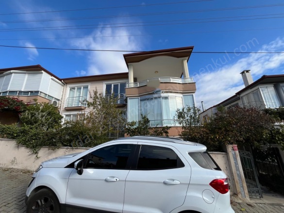 Altınoluk Mah. Edremit Satılık Daire |  2+1 Oda | 95M2 5.650.000Tl  Krediye Uygun  Eşyalı  | 2. Kat | Klima | 1 Banyo | 2 Yatak Odası Resim-2