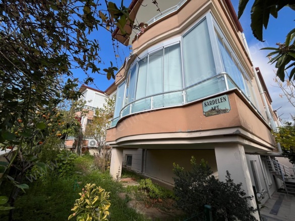 Altınoluk Mah. Edremit Satılık Daire |  2+1 Oda | 95M2 5.650.000Tl  Krediye Uygun  Eşyalı  | 2. Kat | Klima | 1 Banyo | 2 Yatak Odası Resim-3