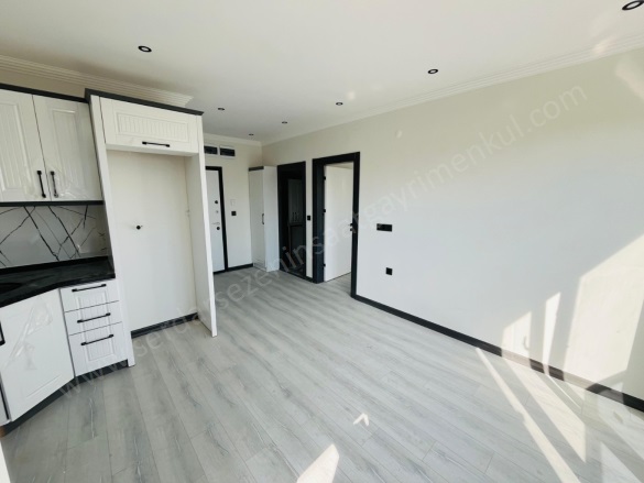 Altınoluk Mah. Edremit Satılık Daire |  1+1 Oda | 60M2 4.600.000Tl  Krediye Uygun  | 1. Kat | Yerden Isıtma | 1 Banyo | 1 Yatak Odası Resim-4