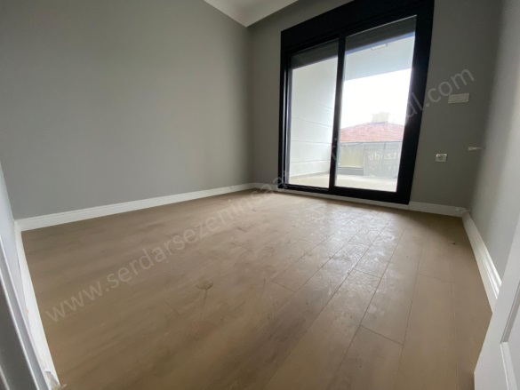 Altınoluk Mah. Edremit Satılık Daire |  2+1 Oda | 95M2 6.950.000Tl  Krediye Uygun  | 3. Kat | Klima | 1 Banyo | 2 Yatak Odası Resim-5