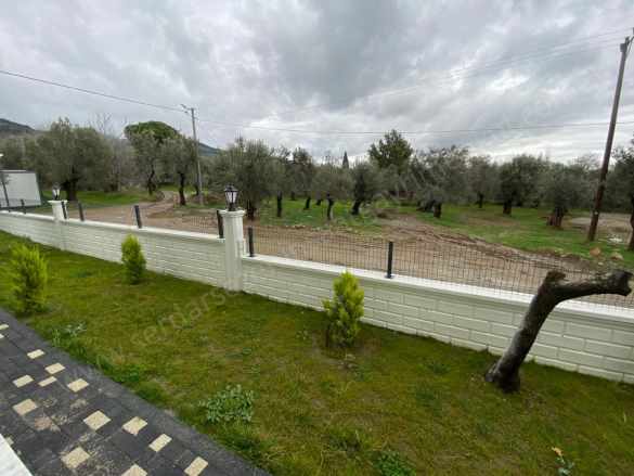 Gürede Müstakil Bahçeli 2+1 Ler Satılık Daire Edremit Güre Mah